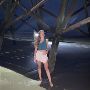 Meet your Posher, Ellery